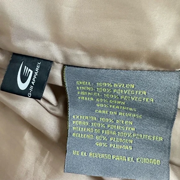 Woman's Kenneth Cole Reaction Down/Feather
Body warmer. Puffer Vest Ivory Sz M - Picture 11 of 13